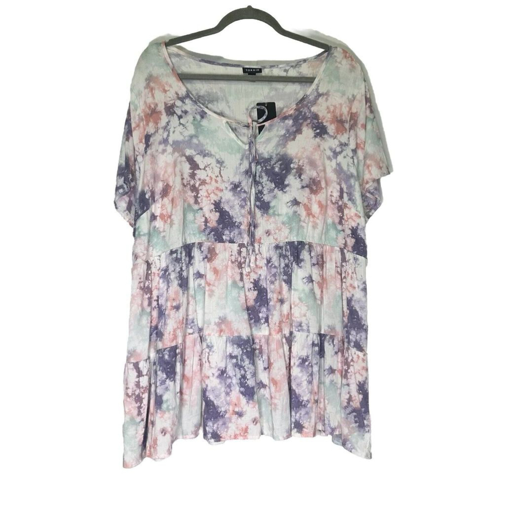 TORRID Top Blouse Shirt Purple Pink White Watercolor Tiered V-Neck NWT Size 1